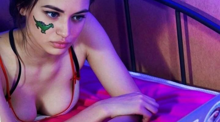 Морана Батори слив (50 горячих фото)