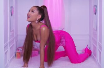 Ариана Гранде Слив (30 горячих фото в купальнике)