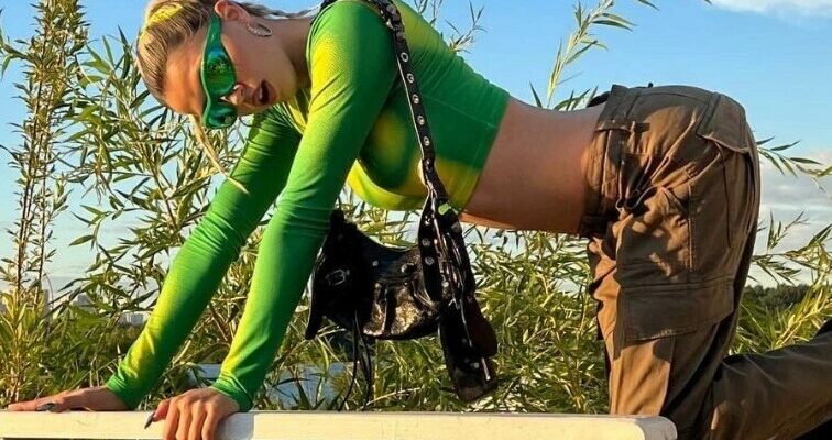 Слив Юли Гаврилиной 2023 (60 горячих Онлифанс фото GAVRILINA)