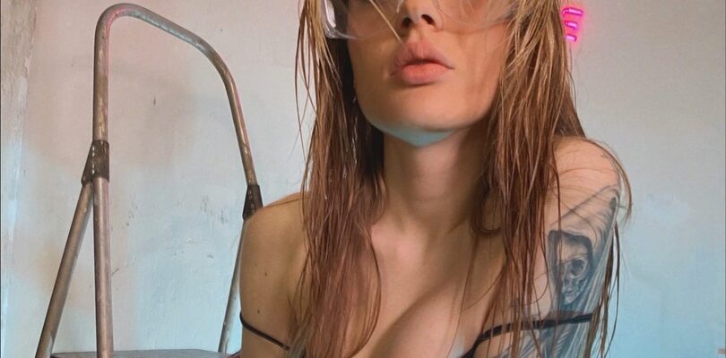 VikiBlade слив (30 фото Онлифанс)