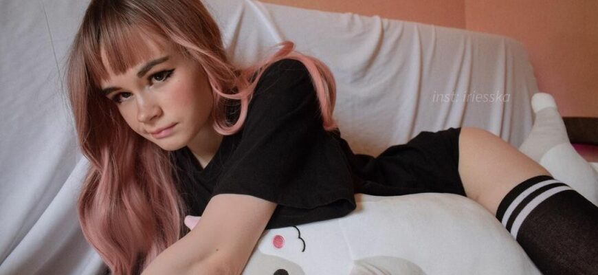 Iriesska слив Онлифанс (30 горячих фото в нижнем белье)