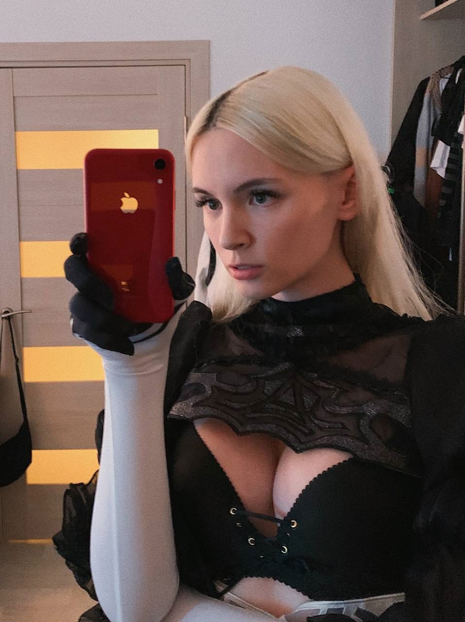 Селфи от gilticus в чёрном лифчике. Селфи от gilticus в чёрном лифчике.