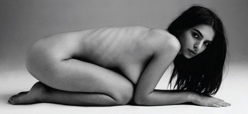 Чёрно-белое соблазнение, 69 красивых ню и портретных фотографий