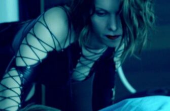 Александра Урсуляк (30 откровенных фото слитых из кино)