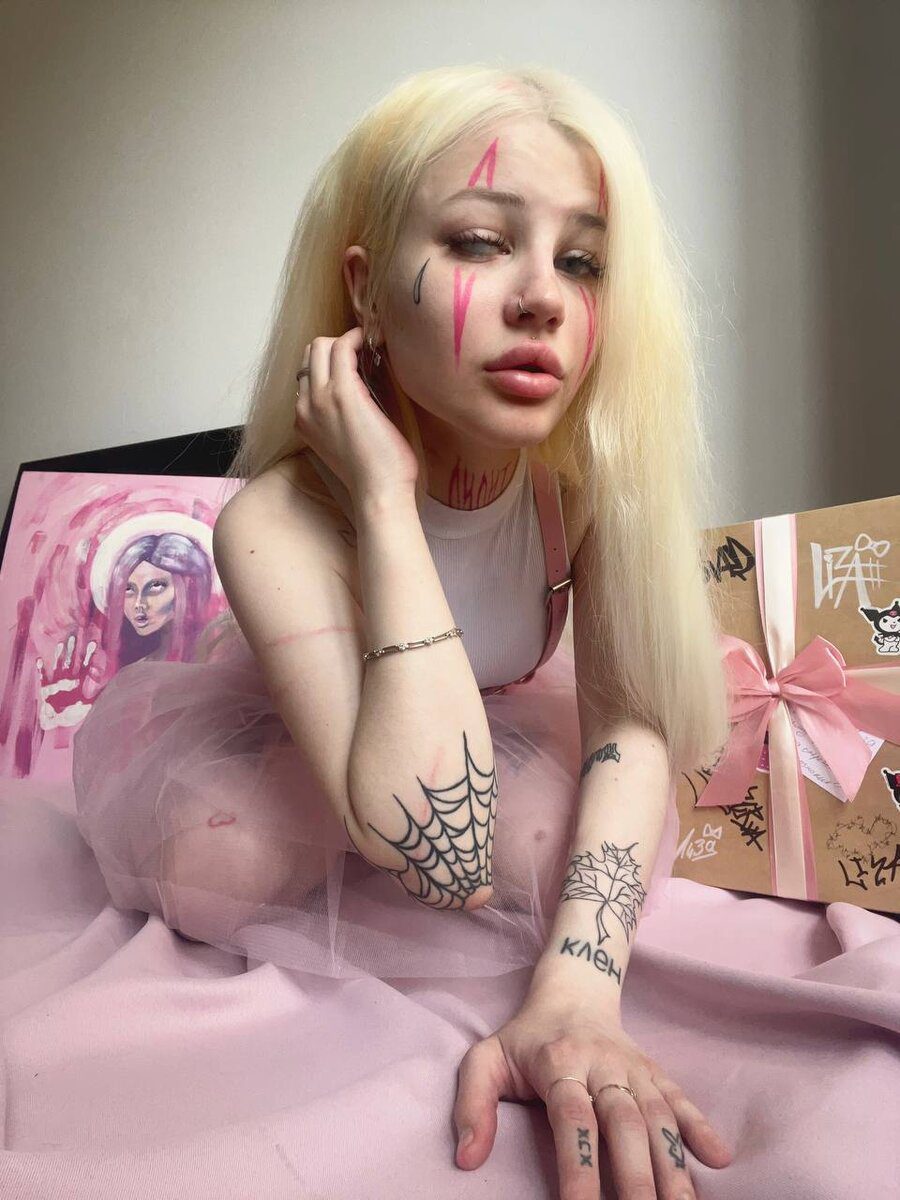 Трэш блогерша Ксанни Банни (56 фото + видео из ТГ слитых в сеть)