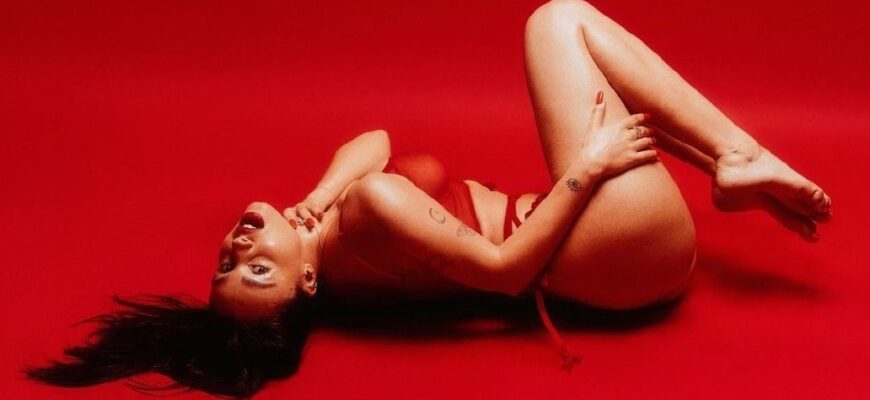 Лиза Корнилова слив (BAELI) (40 горячих фото слитых в сеть)