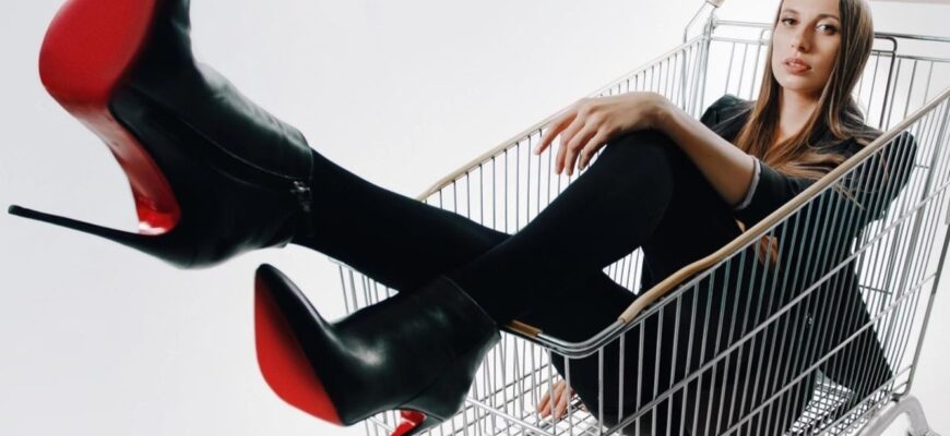 Виктория Складчикова (50 горячих фото стендаперши слитых в сеть)