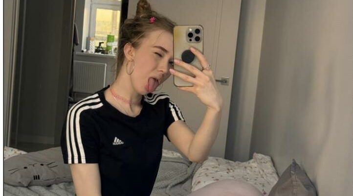 Юлия bloomus (30 фото слитых в сеть)