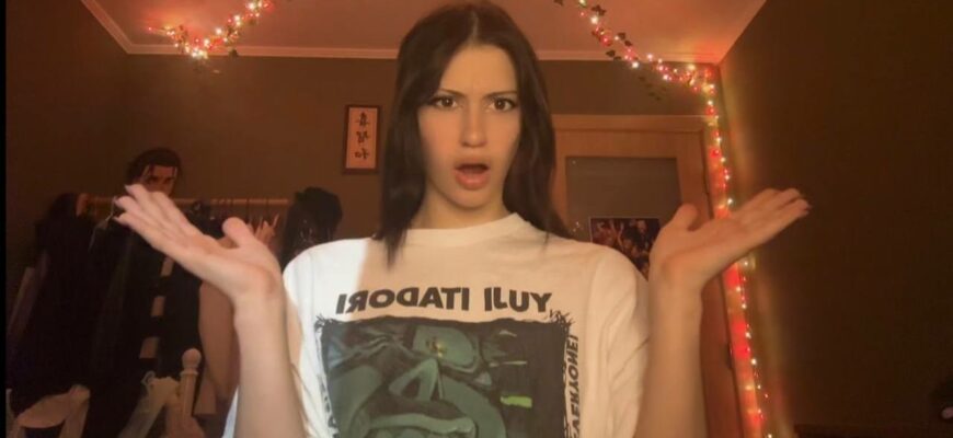 Тиктокерша Стеша "liubliuerena" (30 слитых в сеть фото)