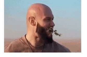 Гифки из видео, где Джиган ест кинзу, как Верблюд