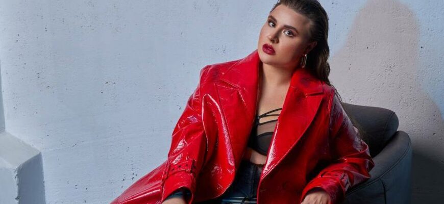 Блогер Вероника Берникова "Верона" (40 фото слитых в сеть)