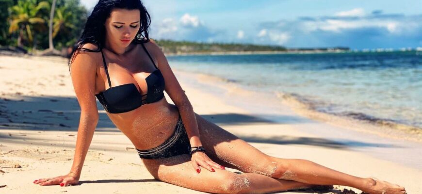 Телеведущая Диана Панченко (30 фото слитых в сеть)