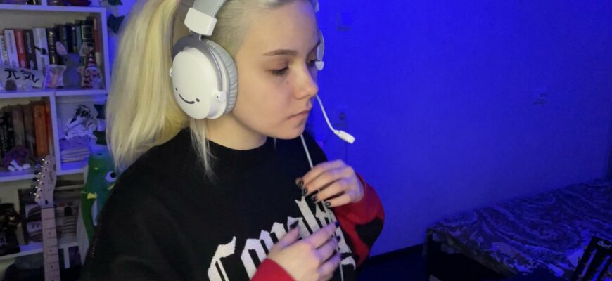 Дотерша Аля "Tristezen"(30 фото слитых в сеть)