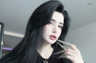 Готическая стримерша Морфилина (30 фото morphilina слитых в сеть)