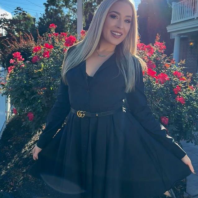 Звезда onlyfans Cаманта Гаши (20 фото Samantha Gashi слитых в сеть)