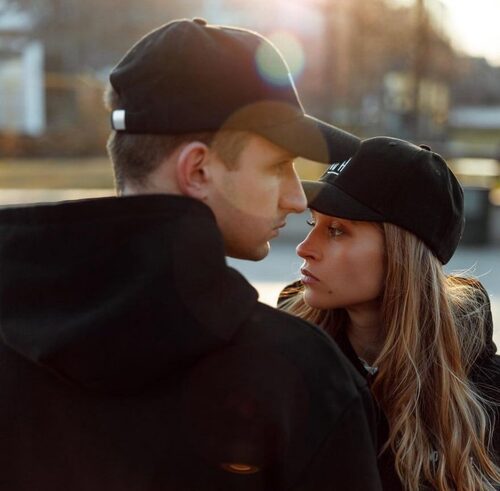 Адель Вейгель и Литвин расстались (30 фото пары слитых в сеть)