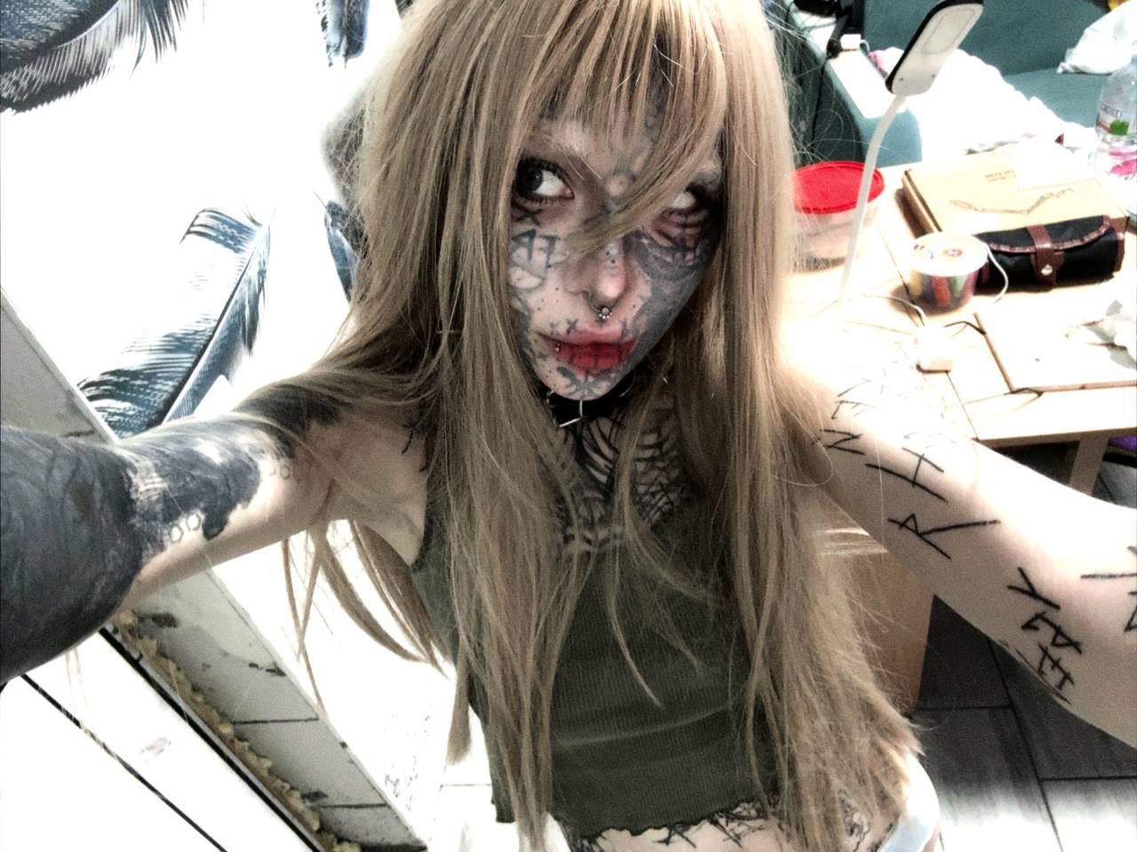 Битмейкер София "ssspringvoid" Ковригина (30 фото слитых в сеть)