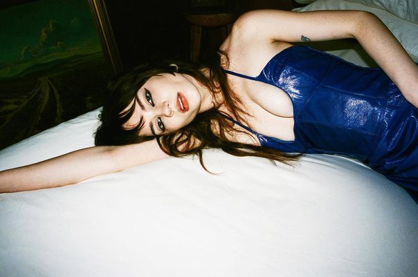 Актриса Софи Бэтшиба Тэтчер (30 фото слитых в сеть)