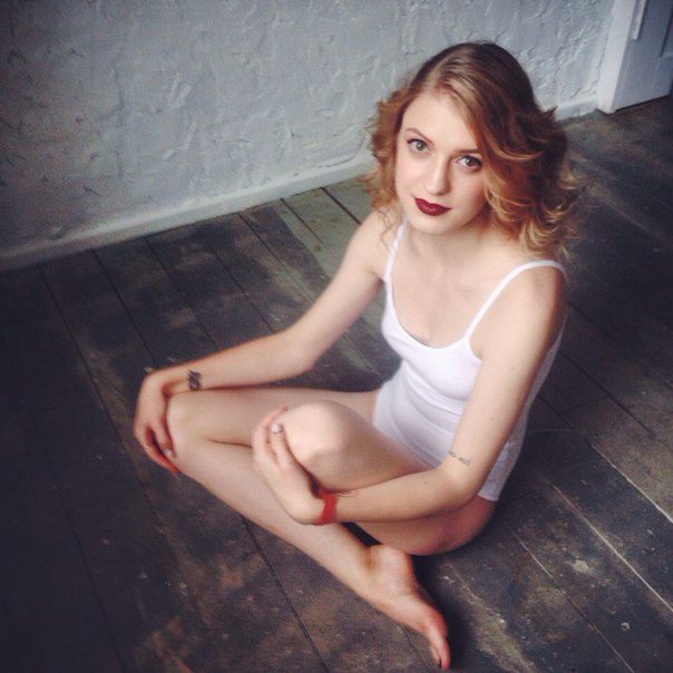 Радиоведущая Леся Рябцева (30 фото слитых в сеть)