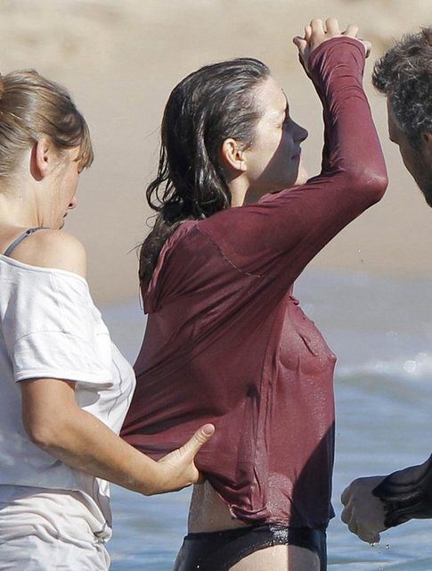 Актриса Марион Котийяр (30 фото слитых в сеть)