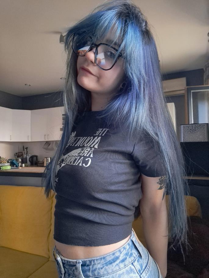 А тут Rinajopka в своих любимых очках. А тут Rinajopka в своих любимых очках.