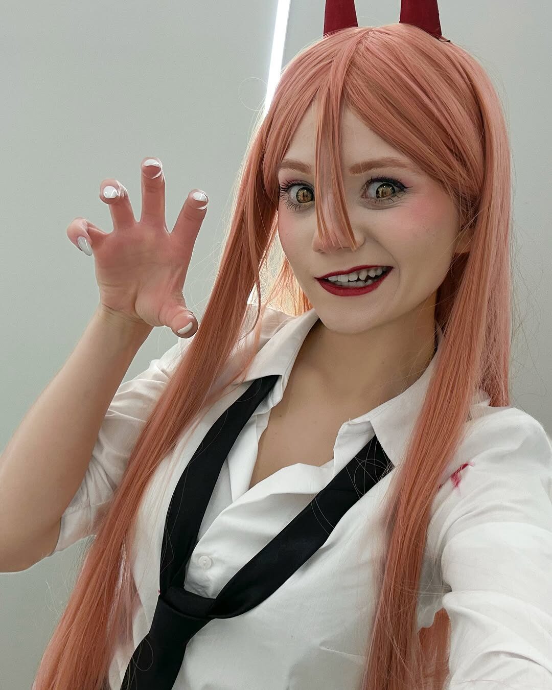 Забавное фото с "LittleDary" в аниме стиле дьяволицы. Забавное фото с "LittleDary" в аниме стиле дьяволицы.