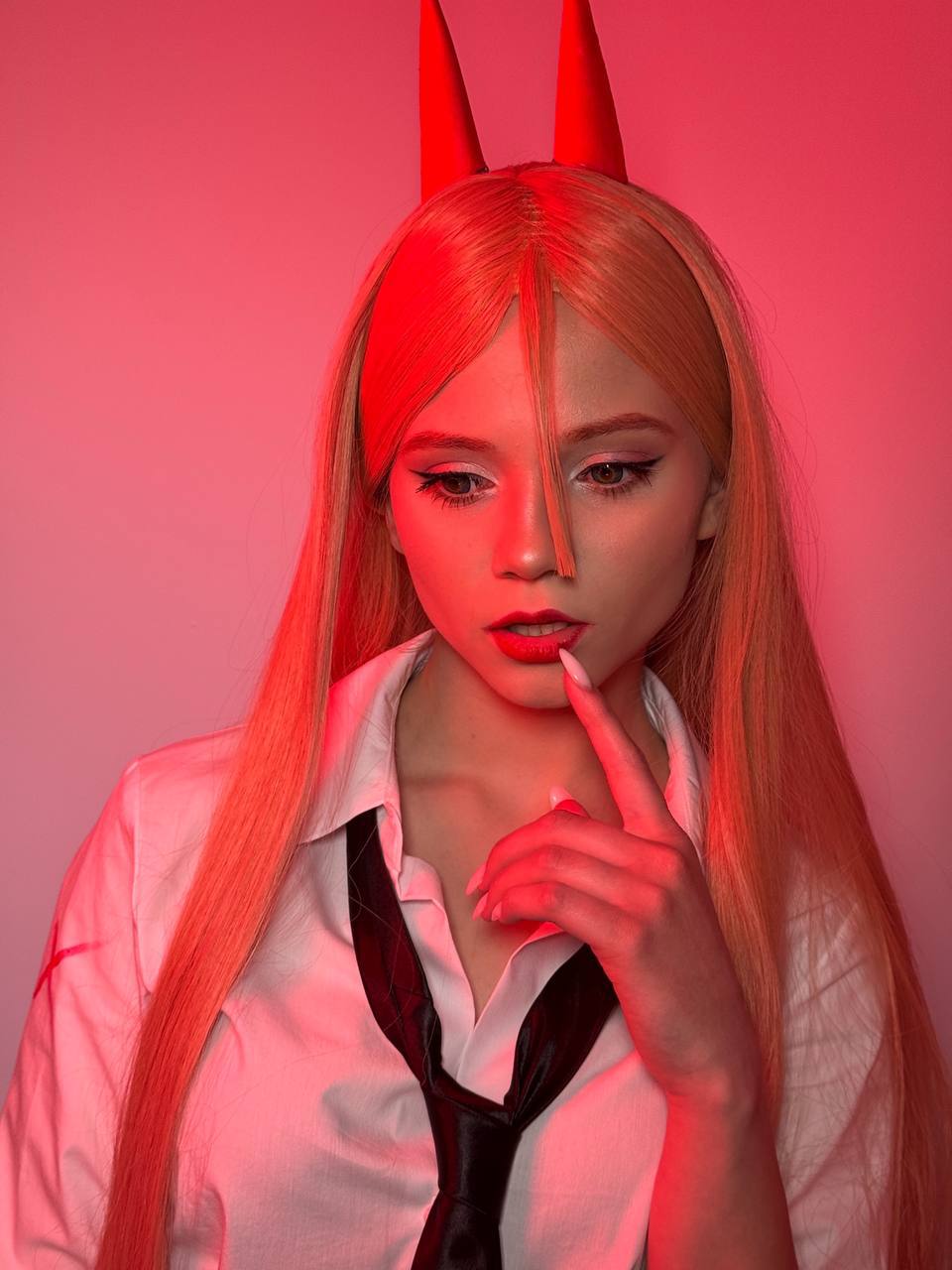 Ещё один дьявольски-соблазнительный снимок с Дарьей. Ещё один дьявольски-соблазнительный снимок с Дарьей.