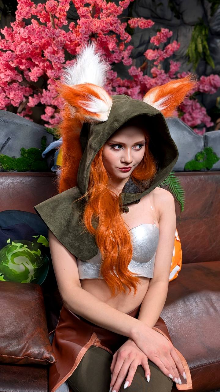 Ещё одно секси фото "LittleDary" в образе белочки, такие снимки будоражат фантазии её фанатов. Ещё одно секси фото "LittleDary" в образе белочки, такие снимки будоражат фантазии её фанатов.