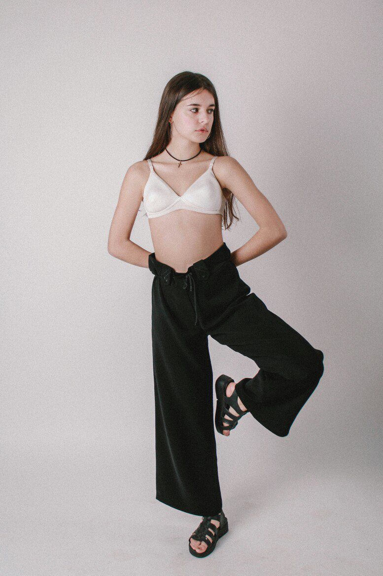 Блогерша mariya lefter в белом лифчике. Блогерша mariya lefter в белом лифчике.